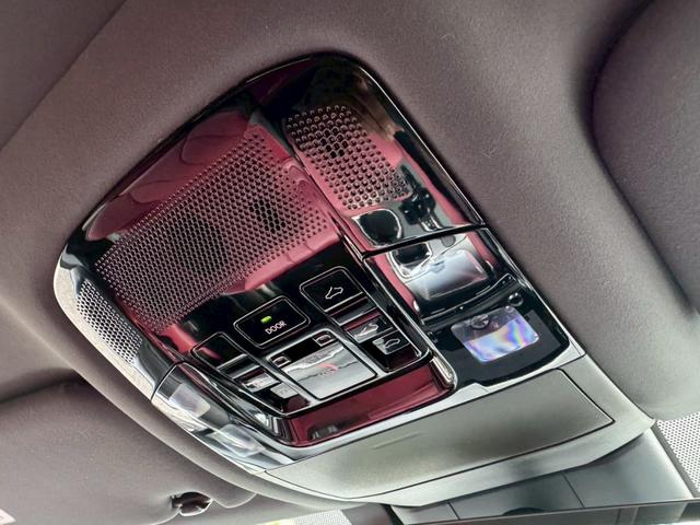 ＲＸ ５００ｈ　Ｆスポーツパフォーマンス　現行／アドバンストドライブ／ワンオーナー／サンルーフ／全周囲カメラ／衝突軽減／レーダークルーズコントロール／コーナーセンサー／ＢＳＭ／ハンドルヒーター／シートヒーター・エアコン／パワーシート／ＥＴＣ（58枚目）