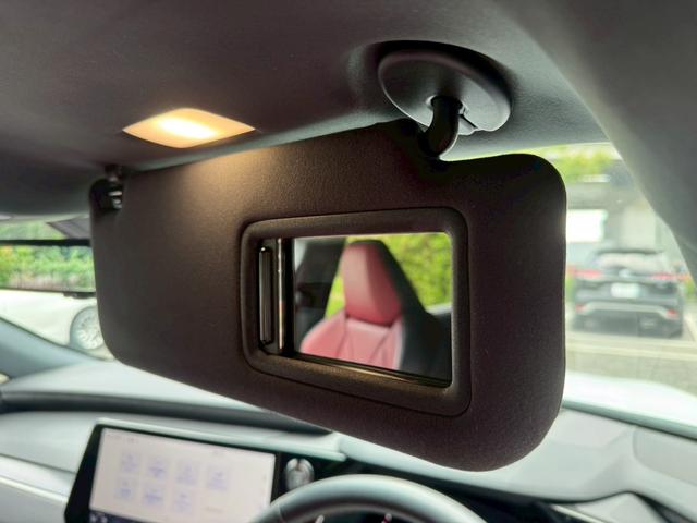 ＲＸ ５００ｈ　Ｆスポーツパフォーマンス　現行／アドバンストドライブ／ワンオーナー／サンルーフ／全周囲カメラ／衝突軽減／レーダークルーズコントロール／コーナーセンサー／ＢＳＭ／ハンドルヒーター／シートヒーター・エアコン／パワーシート／ＥＴＣ（60枚目）