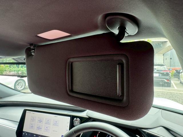 ＲＸ ５００ｈ　Ｆスポーツパフォーマンス　現行／アドバンストドライブ／ワンオーナー／サンルーフ／全周囲カメラ／衝突軽減／レーダークルーズコントロール／コーナーセンサー／ＢＳＭ／ハンドルヒーター／シートヒーター・エアコン／パワーシート／ＥＴＣ（61枚目）