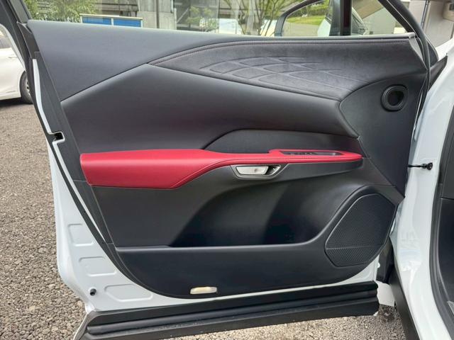 ＲＸ ５００ｈ　Ｆスポーツパフォーマンス　現行／アドバンストドライブ／ワンオーナー／サンルーフ／全周囲カメラ／衝突軽減／レーダークルーズコントロール／コーナーセンサー／ＢＳＭ／ハンドルヒーター／シートヒーター・エアコン／パワーシート／ＥＴＣ（74枚目）