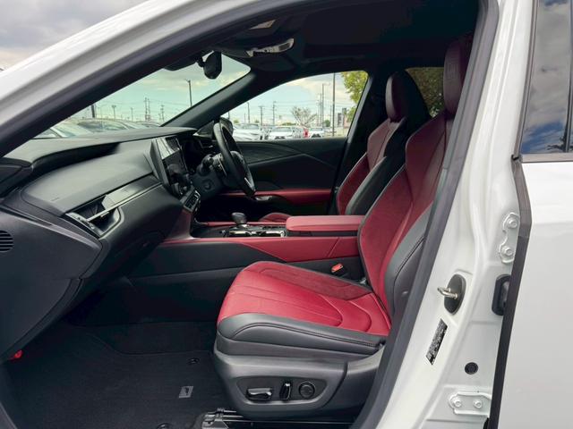 ＲＸ ５００ｈ　Ｆスポーツパフォーマンス　現行／アドバンストドライブ／ワンオーナー／サンルーフ／全周囲カメラ／衝突軽減／レーダークルーズコントロール／コーナーセンサー／ＢＳＭ／ハンドルヒーター／シートヒーター・エアコン／パワーシート／ＥＴＣ（79枚目）