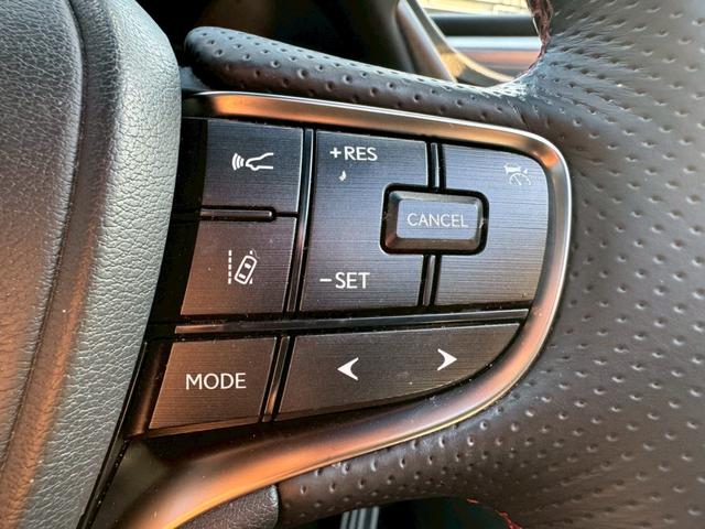 ES 300h Fスポーツ サンルーフ/デジタルインナーミラー/全周囲カメラ/衝突軽減/レーダークルーズ/コーナーセンサー/ブラインドスポットモニター/シートヒーター・エアコン/ハンドルヒーター/Bluetooth/ETC(40枚目)