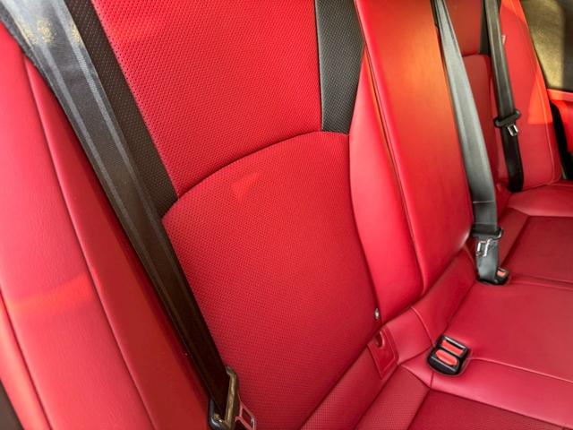 ES 300h Fスポーツ サンルーフ/デジタルインナーミラー/全周囲カメラ/衝突軽減/レーダークルーズ/コーナーセンサー/ブラインドスポットモニター/シートヒーター・エアコン/ハンドルヒーター/Bluetooth/ETC(60枚目)