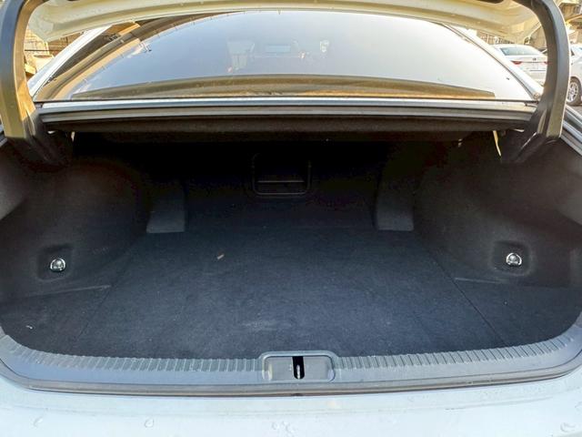 ES 300h Fスポーツ サンルーフ/デジタルインナーミラー/全周囲カメラ/衝突軽減/レーダークルーズ/コーナーセンサー/ブラインドスポットモニター/シートヒーター・エアコン/ハンドルヒーター/Bluetooth/ETC(68枚目)