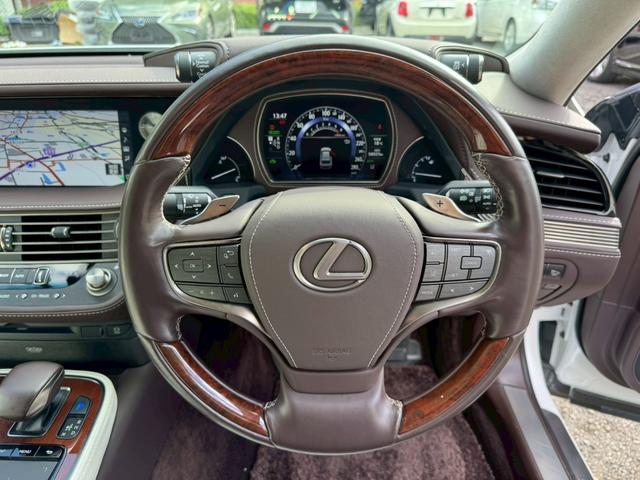 ＬＳ ５００ｈ　エグゼクティブ　ワンオーナー／マークレビンソン／サンルーフ／全周囲カメラ／レーダークルーズ／コーナーセンサ／ＨＵＤ／ＢＳＭ／ハンドルヒーター／シートヒーター・エアコン／リアモニター／シートメモリ／ＥＴＣ／バックカメラ（38枚目）