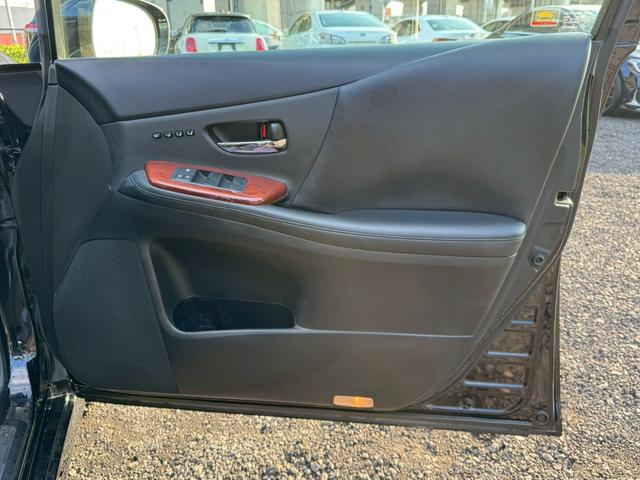 ＨＳ ２５０ｈ　ＶｅｒＩ　クルーズコントロール／コーナーセンサー／シートヒーター・エアコン／パワーシート／シートメモリ／ＥＴＣ／バックカメラ／プッシュスタート／電動格納ミラー／フルセグＴＶ／ＨＤＤナビ／ＵＳＢ（31枚目）