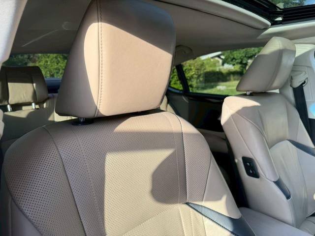 ES 300h VerL マークレビンソン/サンルーフ/衝突軽減/全周囲カメラ/レーダークルーズコントロール/コーナーセンサー/HUD/BSM/ハンドルヒーター/シートヒーター・エアコン/パワーシート/シートメモリ/ETC(35枚目)