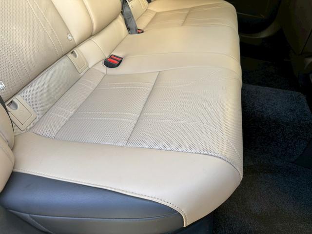 ES 300h VerL マークレビンソン/サンルーフ/衝突軽減/全周囲カメラ/レーダークルーズコントロール/コーナーセンサー/HUD/BSM/ハンドルヒーター/シートヒーター・エアコン/パワーシート/シートメモリ/ETC(62枚目)