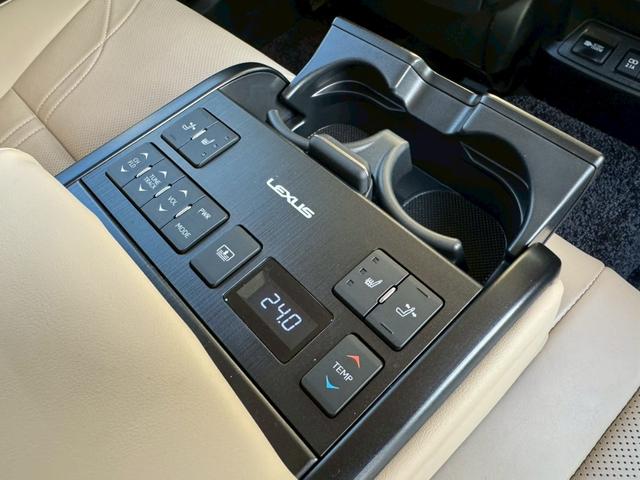 ES 300h VerL マークレビンソン/サンルーフ/衝突軽減/全周囲カメラ/レーダークルーズコントロール/コーナーセンサー/HUD/BSM/ハンドルヒーター/シートヒーター・エアコン/パワーシート/シートメモリ/ETC(65枚目)