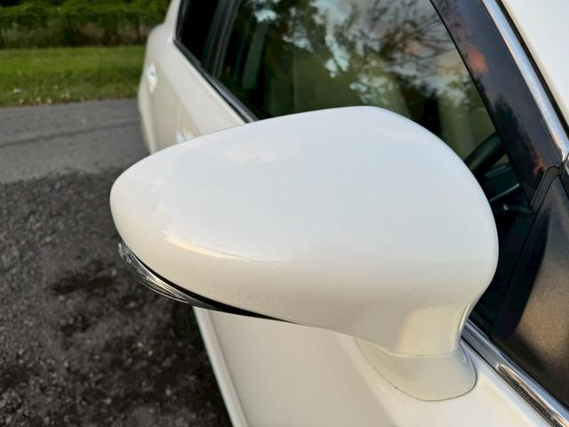 CT 200h VerL /サンルーフ/フロントエアロ/クルーズコントロール/コーナーセンサ/シートヒータ/電動格納ミラー/ハンドルヒータ/レザーシート/プッシュスタート/シートメモリ/ETC/バックカメラ/Bluetooth(16枚目)