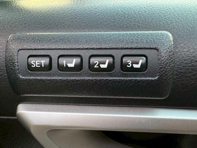 CT 200h VerL /サンルーフ/フロントエアロ/クルーズコントロール/コーナーセンサ/シートヒータ/電動格納ミラー/ハンドルヒータ/レザーシート/プッシュスタート/シートメモリ/ETC/バックカメラ/Bluetooth(33枚目)