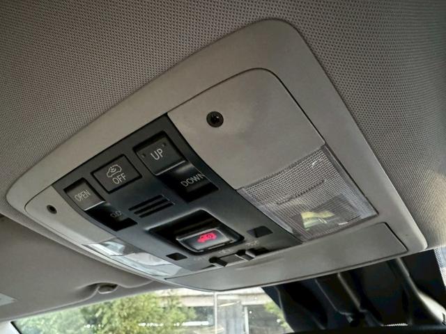 CT 200h VerL /サンルーフ/フロントエアロ/クルーズコントロール/コーナーセンサ/シートヒータ/電動格納ミラー/ハンドルヒータ/レザーシート/プッシュスタート/シートメモリ/ETC/バックカメラ/Bluetooth(52枚目)