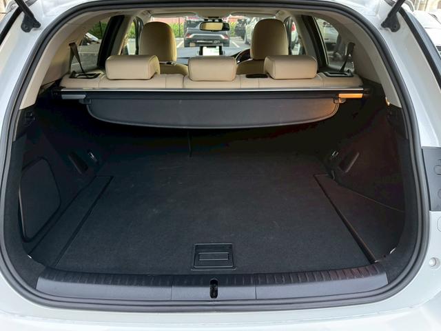 CT 200h VerL /サンルーフ/フロントエアロ/クルーズコントロール/コーナーセンサ/シートヒータ/電動格納ミラー/ハンドルヒータ/レザーシート/プッシュスタート/シートメモリ/ETC/バックカメラ/Bluetooth(62枚目)