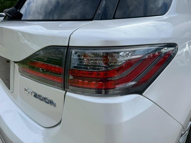 CT 200h VerL モデリスタエアロ/レーダークルーズコントロール/コーナーセンサー/シートヒーター/パワーシート/シートメモリ/ETC/Bluetooth/バックカメラ/プッシュスタート/電動格納ミラー/フルセグTV(19枚目)