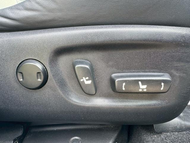 CT 200h VerL モデリスタエアロ/レーダークルーズコントロール/コーナーセンサー/シートヒーター/パワーシート/シートメモリ/ETC/Bluetooth/バックカメラ/プッシュスタート/電動格納ミラー/フルセグTV(33枚目)