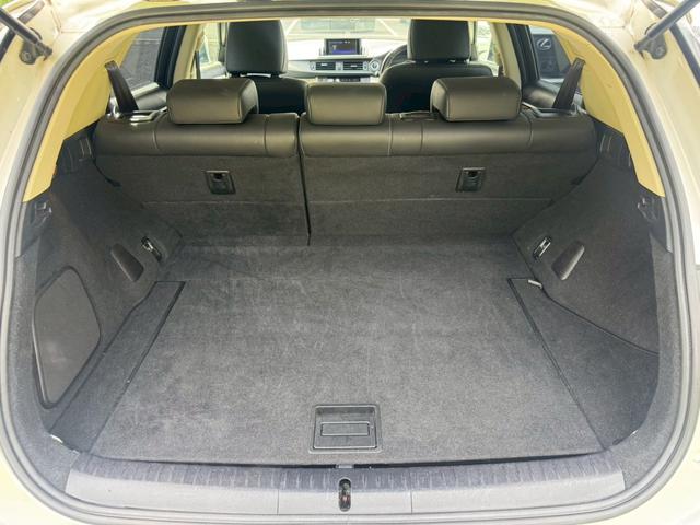 CT 200h VerL モデリスタエアロ/レーダークルーズコントロール/コーナーセンサー/シートヒーター/パワーシート/シートメモリ/ETC/Bluetooth/バックカメラ/プッシュスタート/電動格納ミラー/フルセグTV(61枚目)