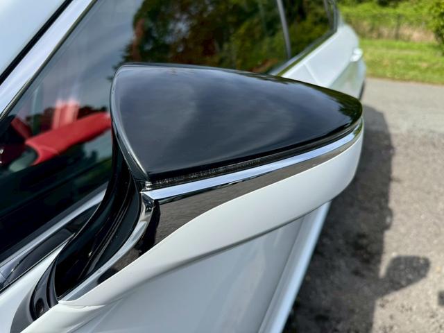 ES 300h Fスポーツ Tom’sエアロ/サンルーフ/衝突軽減/レーダークルーズ/コーナーセンサー/BSM/ハンドルヒーター/シートヒーター・エアコン/パワーシート/シートメモリ/ETC/Bluetooth/バックカメラ(9枚目)