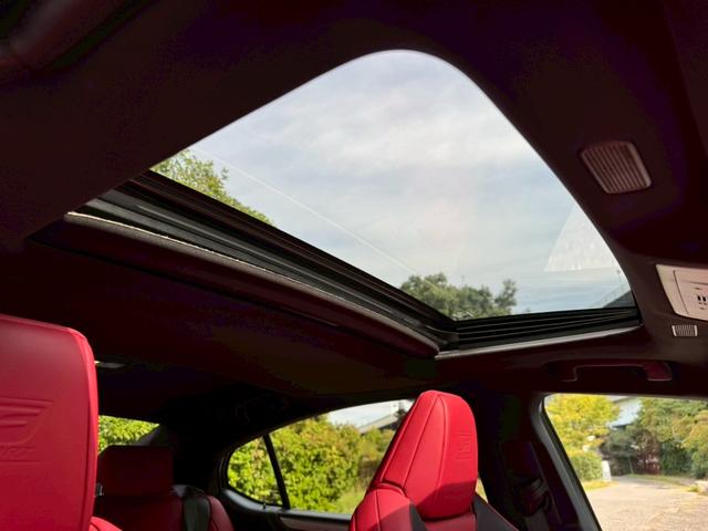 ES 300h Fスポーツ Tom’sエアロ/サンルーフ/衝突軽減/レーダークルーズ/コーナーセンサー/BSM/ハンドルヒーター/シートヒーター・エアコン/パワーシート/シートメモリ/ETC/Bluetooth/バックカメラ(38枚目)