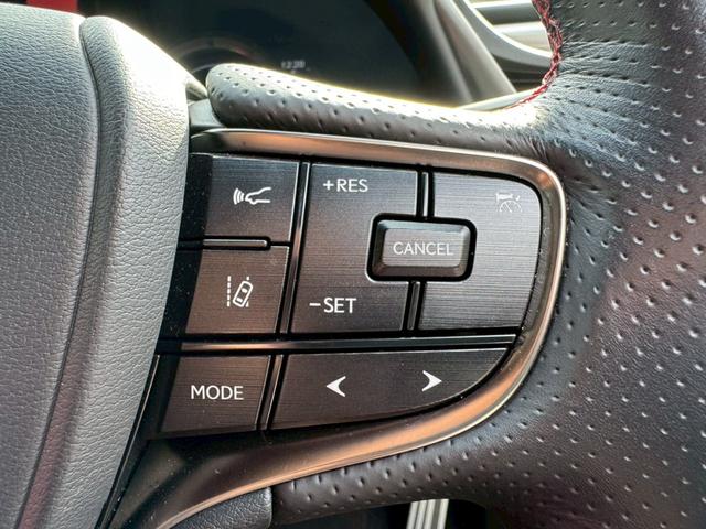 ES 300h Fスポーツ Tom’sエアロ/サンルーフ/衝突軽減/レーダークルーズ/コーナーセンサー/BSM/ハンドルヒーター/シートヒーター・エアコン/パワーシート/シートメモリ/ETC/Bluetooth/バックカメラ(42枚目)