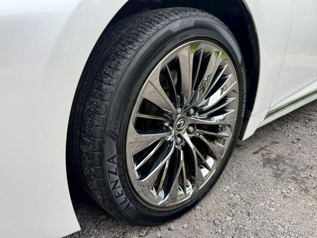 LS 500h VerL サンルーフ/マークレビンソン/デジタルインナーミラー/HUD/BSM/全周囲カメラ/衝突軽減/レーダークルーズ/レーンキープ/コーナーセンサー/パワーバックドア/電動格納ミラー/パワーシート/ETC(8枚目)