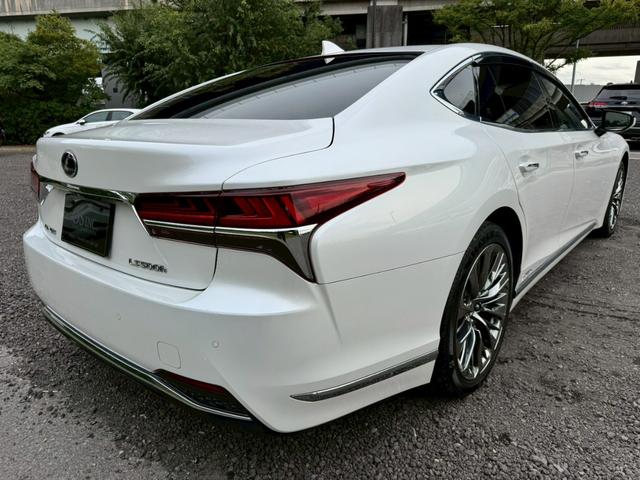 LS 500h VerL サンルーフ/マークレビンソン/デジタルインナーミラー/HUD/BSM/全周囲カメラ/衝突軽減/レーダークルーズ/レーンキープ/コーナーセンサー/パワーバックドア/電動格納ミラー/パワーシート/ETC(23枚目)