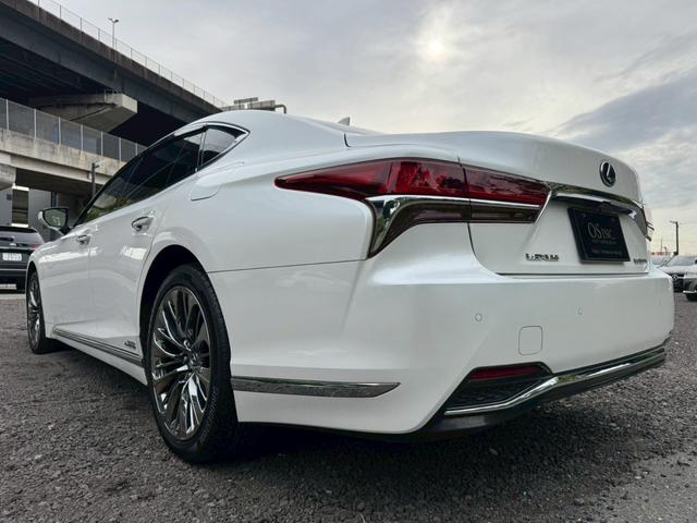 LS 500h VerL サンルーフ/マークレビンソン/デジタルインナーミラー/HUD/BSM/全周囲カメラ/衝突軽減/レーダークルーズ/レーンキープ/コーナーセンサー/パワーバックドア/電動格納ミラー/パワーシート/ETC(29枚目)