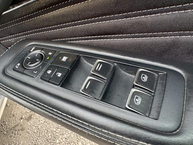 LS 500h VerL サンルーフ/マークレビンソン/デジタルインナーミラー/HUD/BSM/全周囲カメラ/衝突軽減/レーダークルーズ/レーンキープ/コーナーセンサー/パワーバックドア/電動格納ミラー/パワーシート/ETC(33枚目)