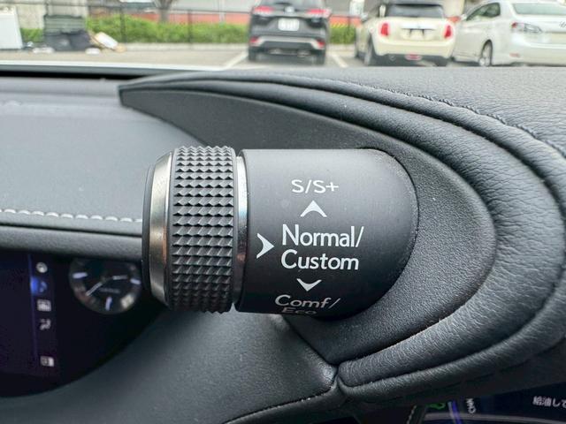 LS 500h VerL サンルーフ/マークレビンソン/デジタルインナーミラー/HUD/BSM/全周囲カメラ/衝突軽減/レーダークルーズ/レーンキープ/コーナーセンサー/パワーバックドア/電動格納ミラー/パワーシート/ETC(47枚目)