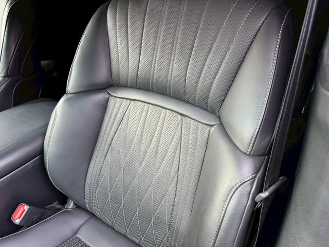 LS 500h VerL サンルーフ/マークレビンソン/デジタルインナーミラー/HUD/BSM/全周囲カメラ/衝突軽減/レーダークルーズ/レーンキープ/コーナーセンサー/パワーバックドア/電動格納ミラー/パワーシート/ETC(75枚目)