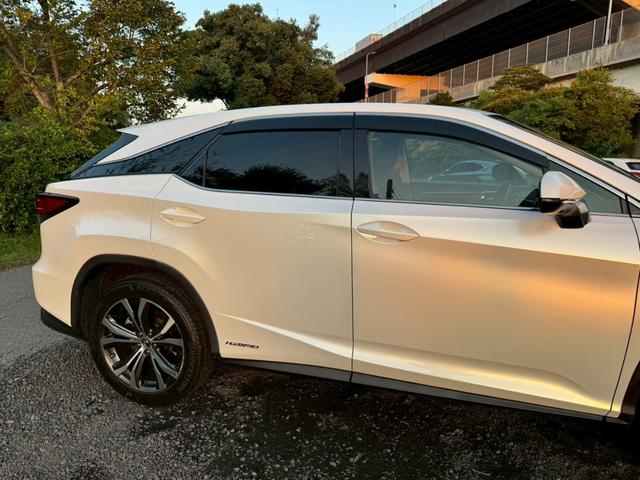 RX 450h VerL 後期/サンルーフ/HUD/BSM/全周囲カメラ/衝突軽減/レーダークルーズコントロール/レーンキープ/コーナーセンサ/電動格納ミラー/シートヒーター・エアコン/パワーバックドア/ETC/シートメモリー(19枚目)