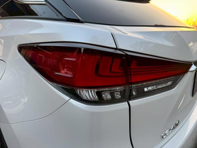 RX 450h VerL 後期/サンルーフ/HUD/BSM/全周囲カメラ/衝突軽減/レーダークルーズコントロール/レーンキープ/コーナーセンサ/電動格納ミラー/シートヒーター・エアコン/パワーバックドア/ETC/シートメモリー(28枚目)