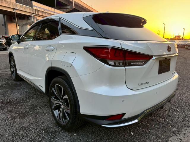 RX 450h VerL 後期/サンルーフ/HUD/BSM/全周囲カメラ/衝突軽減/レーダークルーズコントロール/レーンキープ/コーナーセンサ/電動格納ミラー/シートヒーター・エアコン/パワーバックドア/ETC/シートメモリー(29枚目)