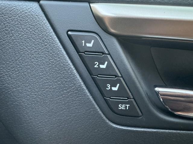 RX 450h VerL 後期/サンルーフ/HUD/BSM/全周囲カメラ/衝突軽減/レーダークルーズコントロール/レーンキープ/コーナーセンサ/電動格納ミラー/シートヒーター・エアコン/パワーバックドア/ETC/シートメモリー(35枚目)
