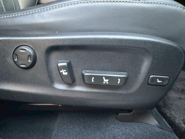 RX 450h VerL 後期/サンルーフ/HUD/BSM/全周囲カメラ/衝突軽減/レーダークルーズコントロール/レーンキープ/コーナーセンサ/電動格納ミラー/シートヒーター・エアコン/パワーバックドア/ETC/シートメモリー(37枚目)