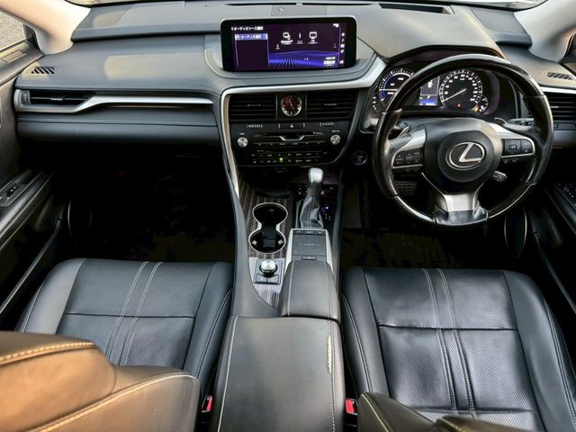 RX 450h VerL 後期/サンルーフ/HUD/BSM/全周囲カメラ/衝突軽減/レーダークルーズコントロール/レーンキープ/コーナーセンサ/電動格納ミラー/シートヒーター・エアコン/パワーバックドア/ETC/シートメモリー(67枚目)