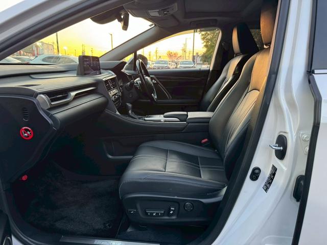 RX 450h VerL 後期/サンルーフ/HUD/BSM/全周囲カメラ/衝突軽減/レーダークルーズコントロール/レーンキープ/コーナーセンサ/電動格納ミラー/シートヒーター・エアコン/パワーバックドア/ETC/シートメモリー(72枚目)