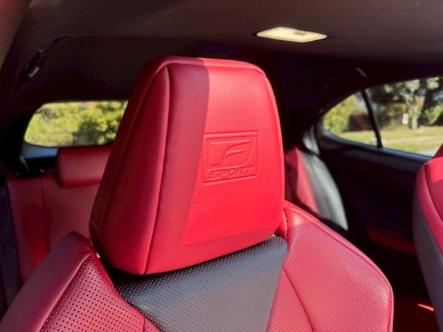 UX 250h Fスポーツ/ サンルーフ/BSM/レーダークルーズ/レーンキープ/コーナーセンサ/シートヒータ・エアコン/パワーバックドア/パワーシート/シートメモリ/電動格納ミラー/ETC2.0/バックカメラ/Bluetooth(36枚目)