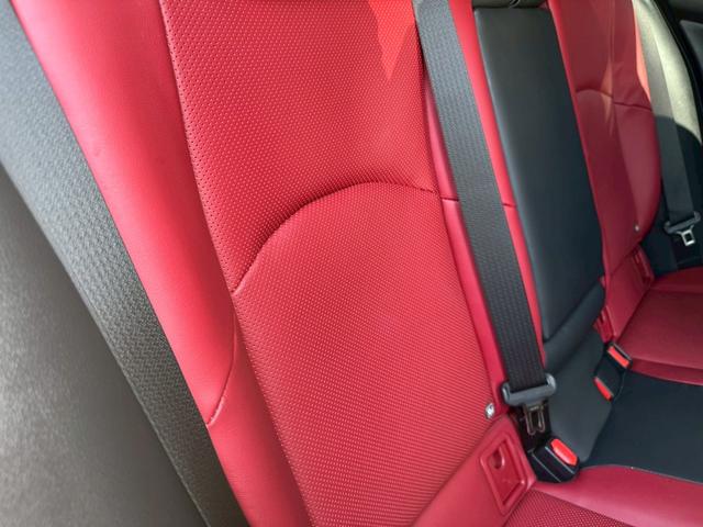 UX 250h Fスポーツ/ サンルーフ/BSM/レーダークルーズ/レーンキープ/コーナーセンサ/シートヒータ・エアコン/パワーバックドア/パワーシート/シートメモリ/電動格納ミラー/ETC2.0/バックカメラ/Bluetooth(62枚目)