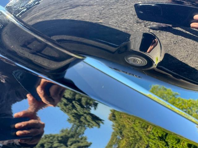 LS 500h エグゼクティブ/4WD /モデリスタエアロ/リアモニター/デジタルインナーミラー/マクレビ/HUD/BSM/全周囲カメラ/衝突軽減/レーダークルーズ/コーナーセンサー/パワーバックドア/シートヒータ・エアコン/ETC2.0(10枚目)