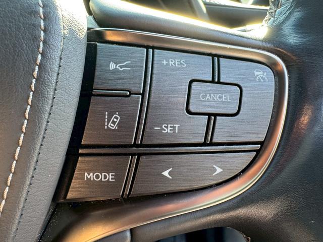 LS 500h エグゼクティブ/4WD /モデリスタエアロ/リアモニター/デジタルインナーミラー/マクレビ/HUD/BSM/全周囲カメラ/衝突軽減/レーダークルーズ/コーナーセンサー/パワーバックドア/シートヒータ・エアコン/ETC2.0(42枚目)