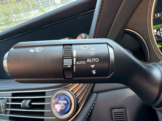 LS 500h エグゼクティブ/4WD /モデリスタエアロ/リアモニター/デジタルインナーミラー/マクレビ/HUD/BSM/全周囲カメラ/衝突軽減/レーダークルーズ/コーナーセンサー/パワーバックドア/シートヒータ・エアコン/ETC2.0(44枚目)
