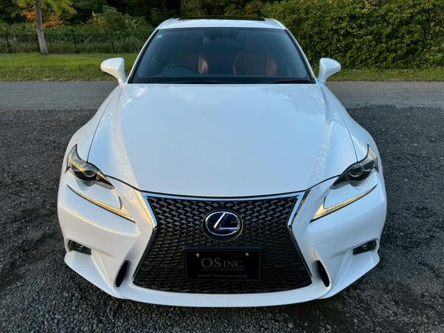 IS 300h Fスポーツ /サンルーフ/クルーズコントロール/コーナーセンサー/シートヒータ・エアコン/ステアリングヒーター/電動格納ミラー/パワーシート/シートメモリー/レッドレザー/ETC/バックカメラ/Bluetooth(19枚目)
