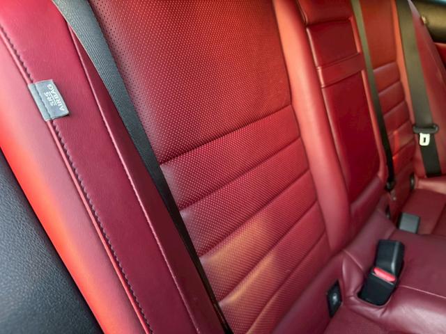 IS 300h Fスポーツ /サンルーフ/クルーズコントロール/コーナーセンサー/シートヒータ・エアコン/ステアリングヒーター/電動格納ミラー/パワーシート/シートメモリー/レッドレザー/ETC/バックカメラ/Bluetooth(57枚目)