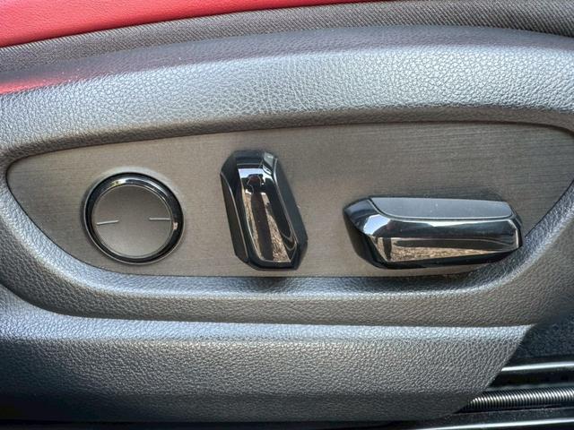 UX 250h Fスポーツ /ワンオーナー/BSM/衝突軽減/レーダークルーズ/レーンキープ/コーナーセンサー/パワーバックドア/パワーシート/シートメモリー/シートヒータ・エアコン/ステアリングヒーター/置くだけ充電/ETC(35枚目)