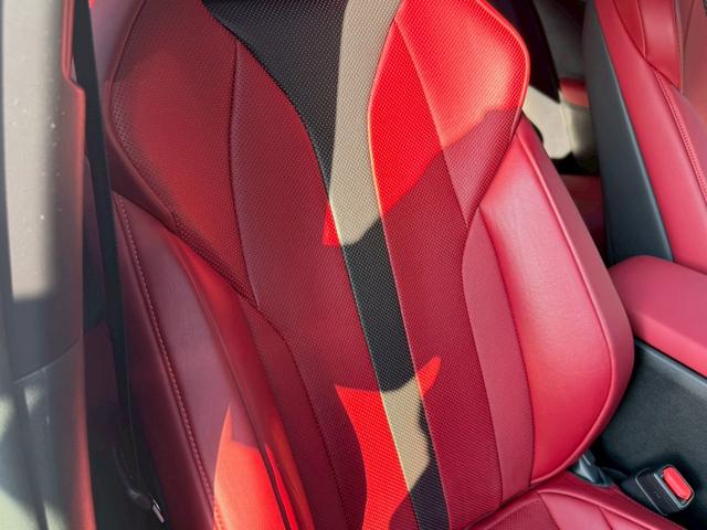 UX 250h Fスポーツ /ワンオーナー/BSM/衝突軽減/レーダークルーズ/レーンキープ/コーナーセンサー/パワーバックドア/パワーシート/シートメモリー/シートヒータ・エアコン/ステアリングヒーター/置くだけ充電/ETC(36枚目)