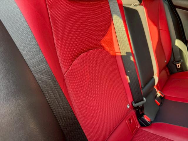 UX 250h Fスポーツ /ワンオーナー/BSM/衝突軽減/レーダークルーズ/レーンキープ/コーナーセンサー/パワーバックドア/パワーシート/シートメモリー/シートヒータ・エアコン/ステアリングヒーター/置くだけ充電/ETC(60枚目)