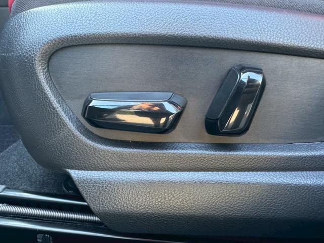 UX 250h Fスポーツ /ワンオーナー/BSM/衝突軽減/レーダークルーズ/レーンキープ/コーナーセンサー/パワーバックドア/パワーシート/シートメモリー/シートヒータ・エアコン/ステアリングヒーター/置くだけ充電/ETC(73枚目)