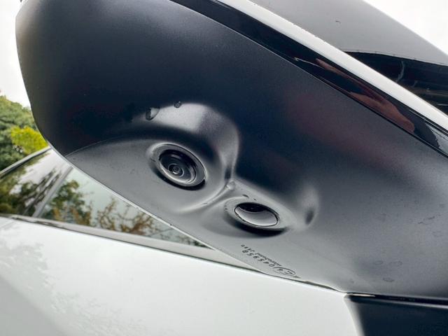 RX 500h Fスポーツパフォーマンス /ワンオーナー/パノラマルーフ/デジタルインナーミラー/全周囲カメラ/アドバンストドライブ/BSM/衝突軽減/レーダークルーズ/コーナーセンサー/パワーバックドア/シートヒータ・エアコン/ETC(20枚目)