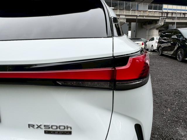 RX 500h Fスポーツパフォーマンス /ワンオーナー/パノラマルーフ/デジタルインナーミラー/全周囲カメラ/アドバンストドライブ/BSM/衝突軽減/レーダークルーズ/コーナーセンサー/パワーバックドア/シートヒータ・エアコン/ETC(22枚目)