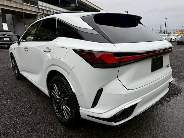 RX 500h Fスポーツパフォーマンス /ワンオーナー/パノラマルーフ/デジタルインナーミラー/全周囲カメラ/アドバンストドライブ/BSM/衝突軽減/レーダークルーズ/コーナーセンサー/パワーバックドア/シートヒータ・エアコン/ETC(27枚目)